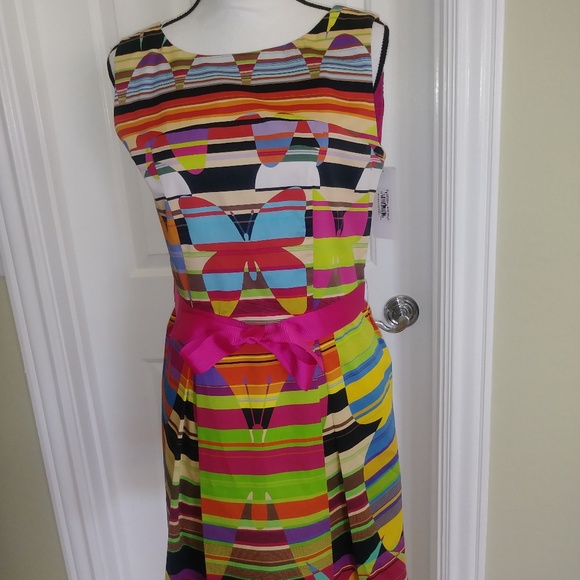 Katherine Barclay Dress - Picture 2 of 8